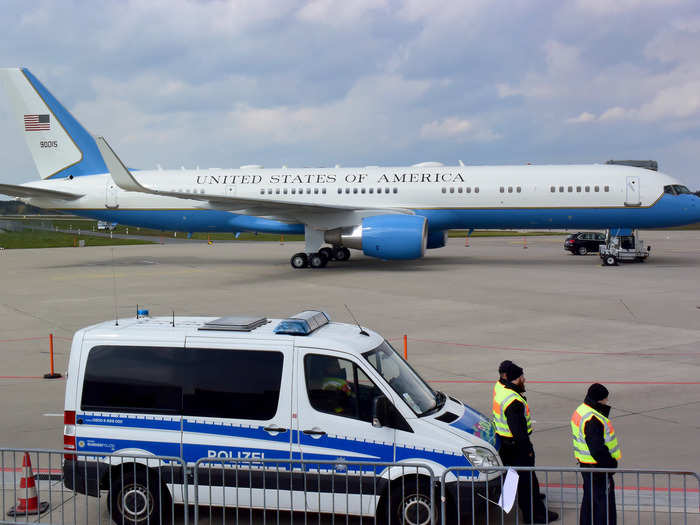 On some occasions, the US President has been known to use the Boeing 757-200-based C-32 aircraft as well.