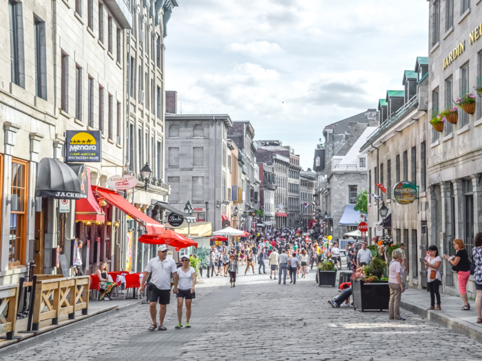 In 2018, the city of Montreal banned single-use plastic bags.