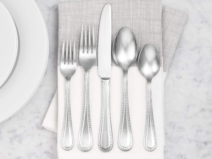 A silverware set