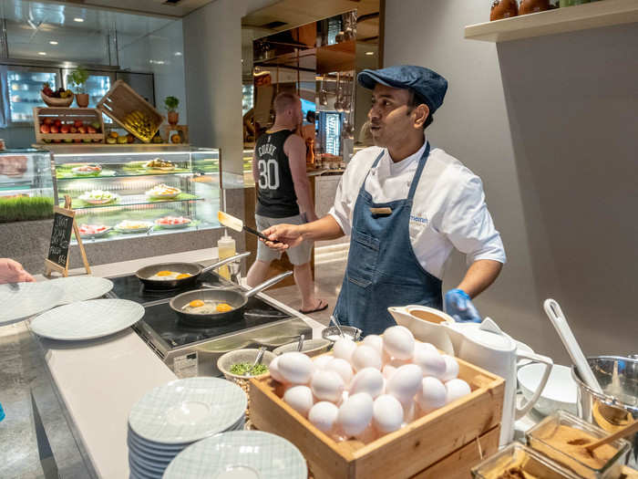 Breakfast at Jumeirah Beach Hotel was nothing to sneeze at. It had more than half a dozen breakfast stations with breakfast from all around the world, including English, French, Chinese, and Indian cuisines.