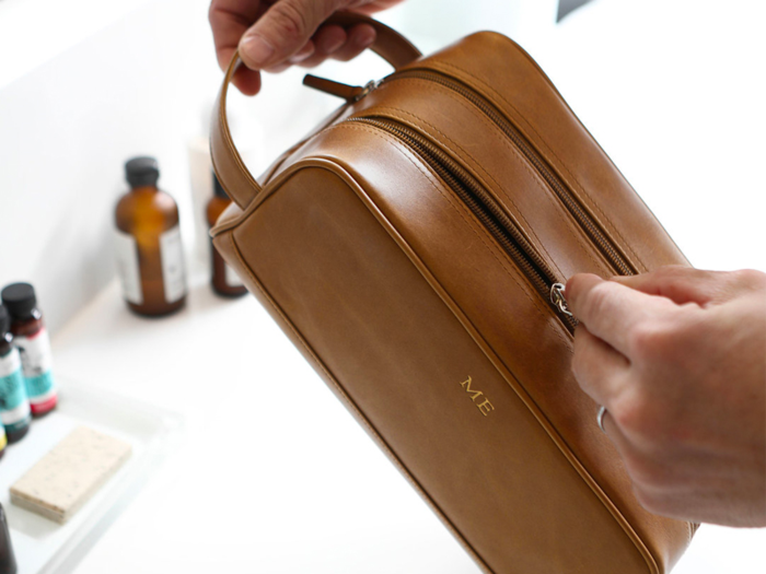 A double-compartment toiletry kit