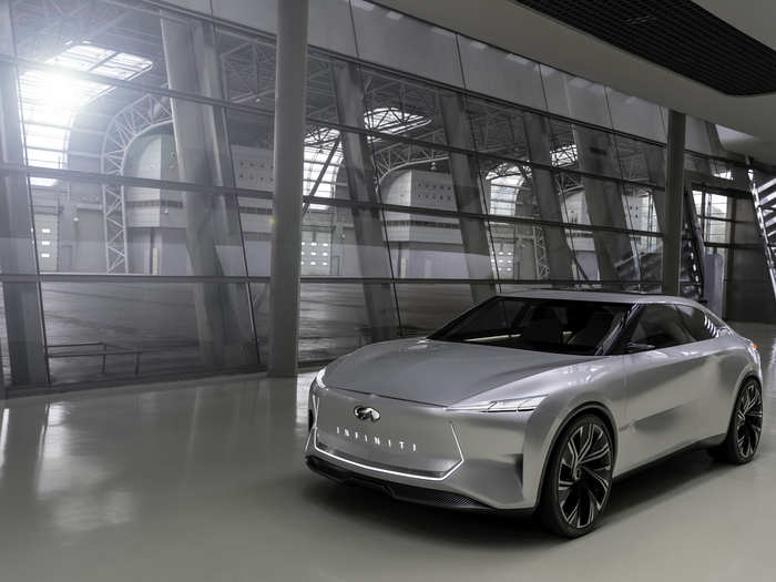 Infiniti QS Concept features an "all-new flexible architecture has been developed specifically to accommodate high-performance electrified powertrains," the company said.