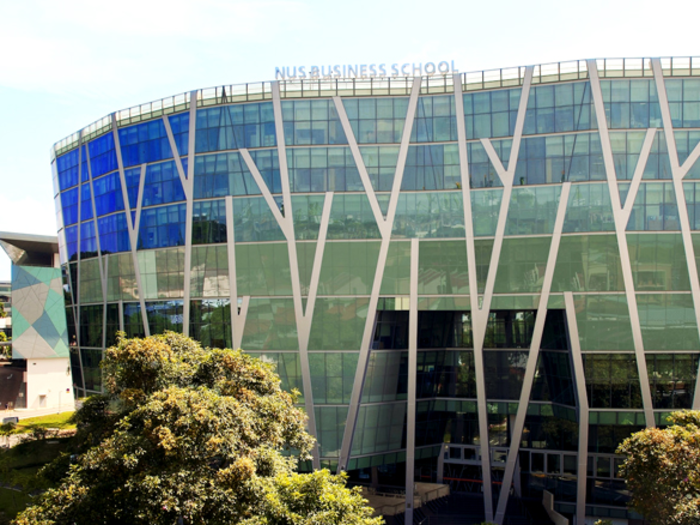 18. National University of Singapore Business School