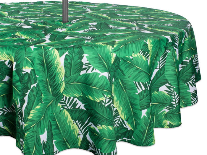 The best outdoor tablecloth