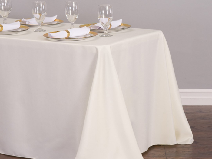 The best casual tablecloth