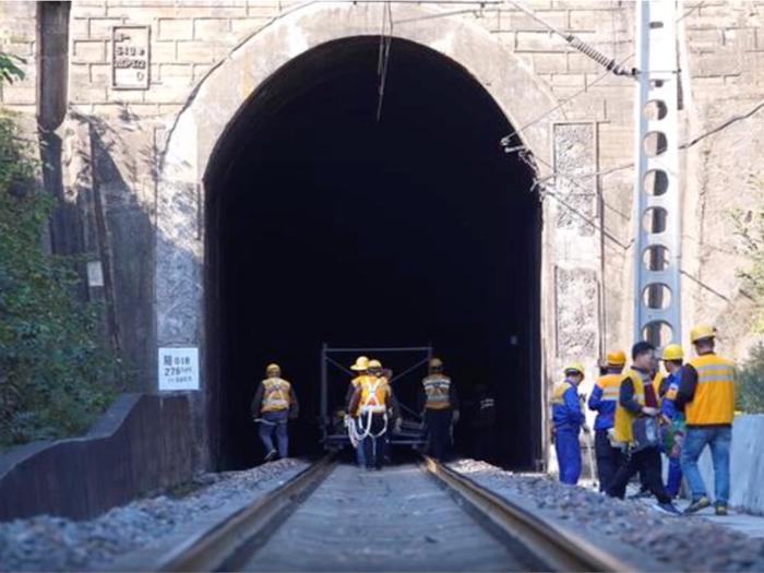 5. Songshan Lake Tunnel