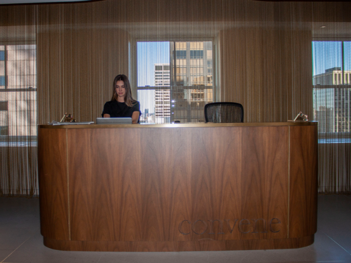 On a recent spring afternoon, I took the elevator up to the 32nd floor at 75 Rockefeller, where members are greeted at a reception desk.