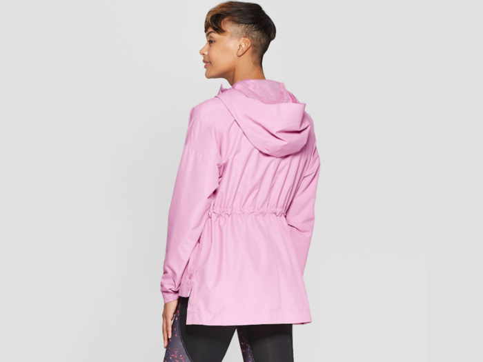 This lightweight and reliable jacket