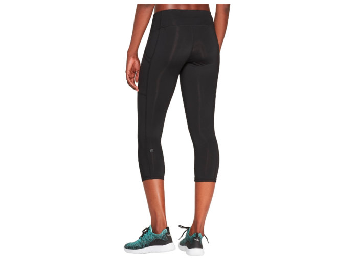 These breathable capri leggings