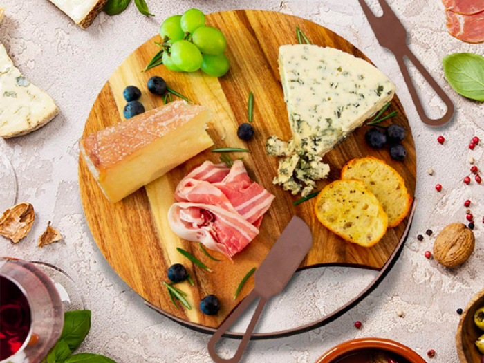 A cleverly designed cheese board