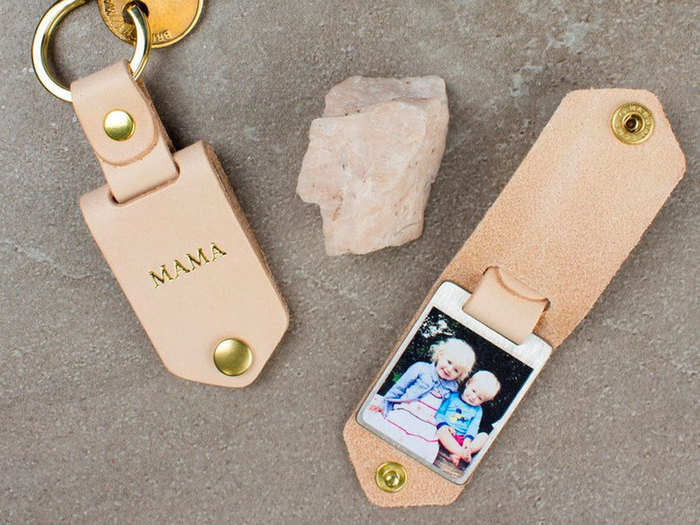  A personalized photo key ring 