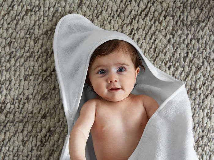 A cleverly designed towel that quickly dries and comforts babies