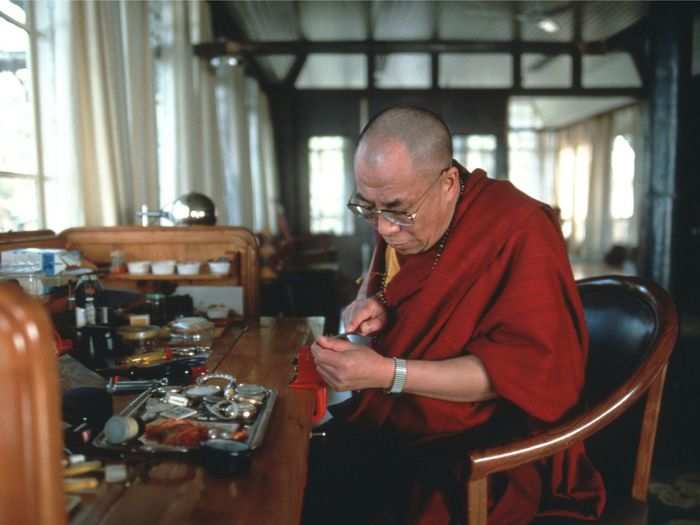 Dalai Lama: Repairing watches