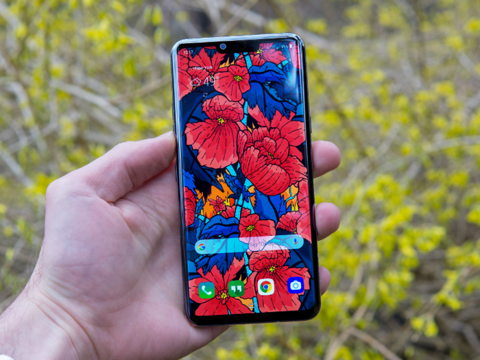 19. LG G8