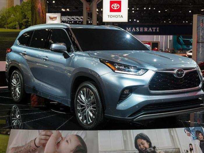 Toyota unveiled the newest version of its hot-selling Highlander midsize SUV. It joins the ...