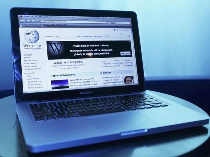 Wikipedia might hold the answer to our debate over "fake news."