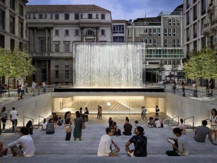 3. Apple Piazza Liberty