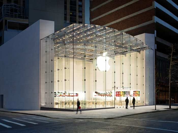 23. Apple Upper West Side