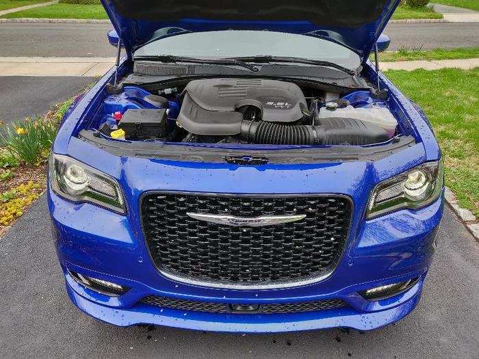 The Chrysler 300 comes standard with 292 horsepower version of FCA