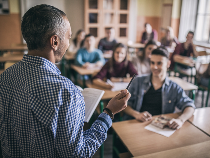 French language majors earn an average mid-career salary of $80,200 a year