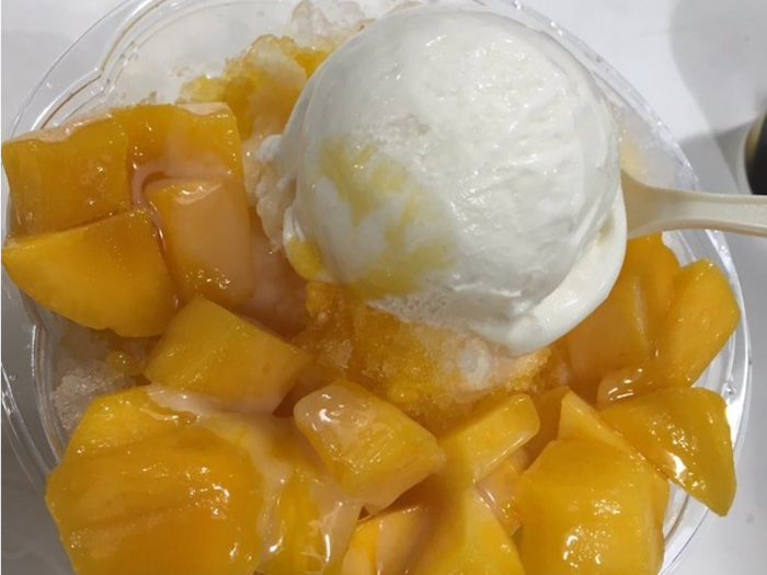 ... mango shaved ice ...