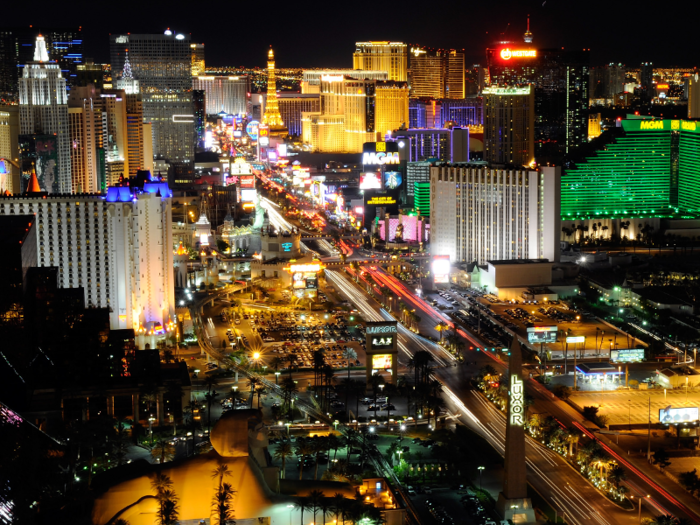 9. Las Vegas, Nevada: Vegas drivers get paid $722.10 per month on average.