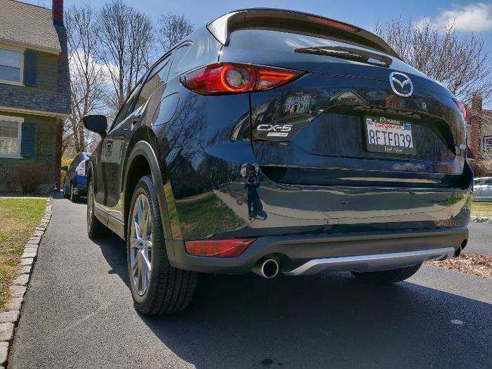Unlike the front end, the rear of the CX-5 is rounded with short overhangs.