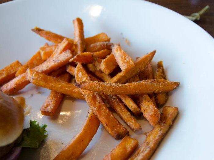 Can I take a moment and ask TGI Fridays if they honestly believe this is the right number of fries to put on a plate with a $16 burger?