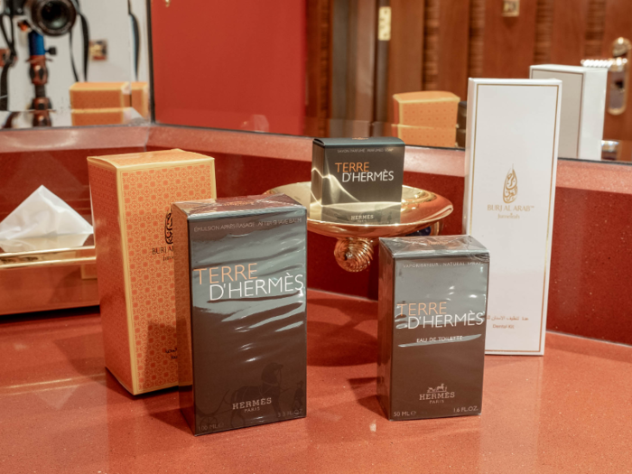 9. Guests receive a complimentary set of Hermès toiletries.