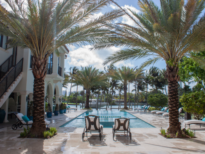 The palm trees and resort-like pool area made me feel like I was at a luxury resort rather than a private home.