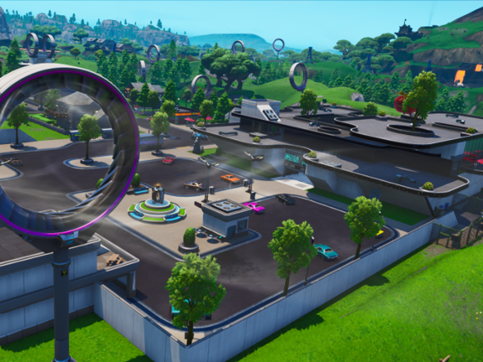 "Mega Mall" is an upgraded version of Retail Row with multiple detailed floors, and players can use the new Slipstream rings to ride the wind around the map.