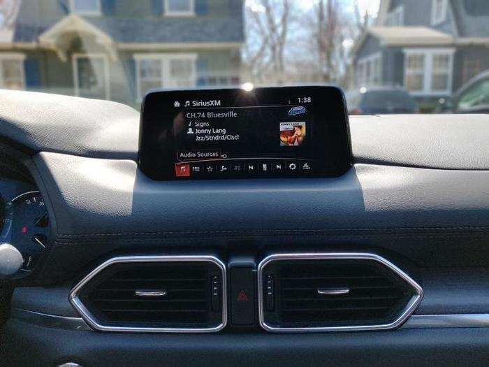 4. Touchscreen infotainment: Atop the CX-5