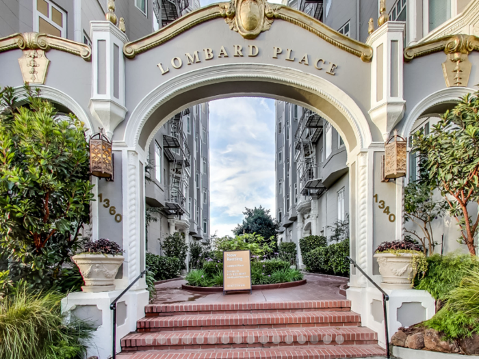 The website for the Lombard Place Apartments describes the complex as a "picture-perfect place to call home" with "panoramic views" and "tons of personality."