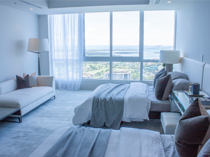 Each of the seven bedrooms has floor-to-ceiling windows and jaw-dropping views.