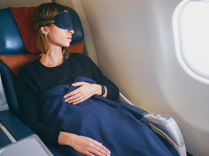 Time your sleep on the plane