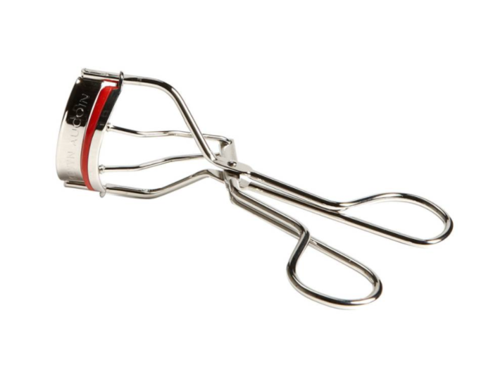 The most versatile eyelash curler