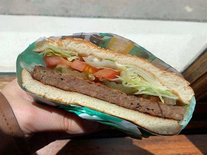 In terms of size and toppings, however, the two burgers are remarkably similar. Had I simply started devouring my burger instead of taking a peek inside the patty first, I may not have noticed the difference.