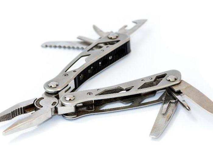 10. Multi-tool or tool kit