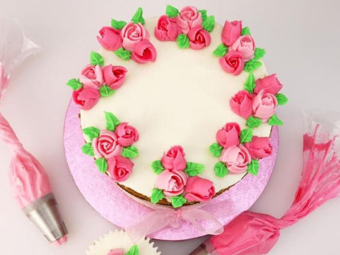 The best for creating icing flowers