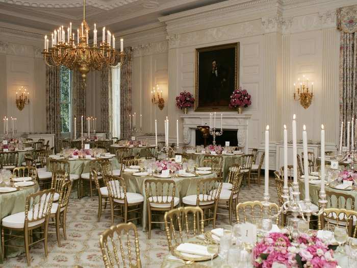 The State Dining Room is home to many of the official functions, and was expanded to approximately 49 feet by 36 feet, which can accommodate 140 guests. It