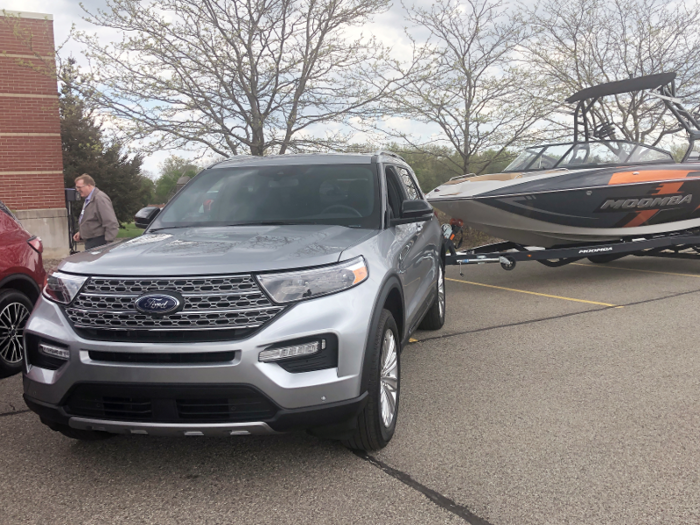 Michigan: Ford Motor is headquartered in Dearborn. The auto manufacturer had revenues of $160.3 billion and 199,000 employees.