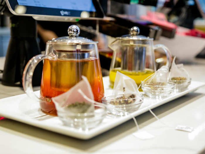 This tea display set expectations that my drink would be served in a fancy cup. Unfortunately, those expectations were not met.