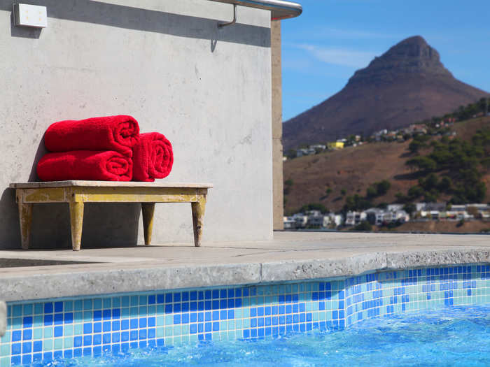 But, having stayed in six different hotels around Cape Town over the past four years — now ranging from ultra-luxe accommodations to backpacker accommodations — I don