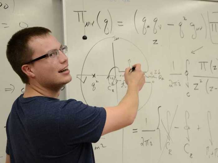 Mathematicians make an average of $101,900 a year