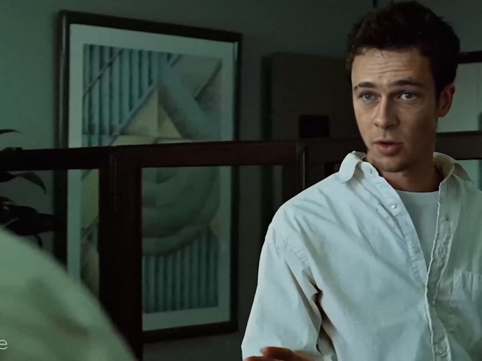 4. A second scene from "Fight Club" offers another look at how the tech can be used: