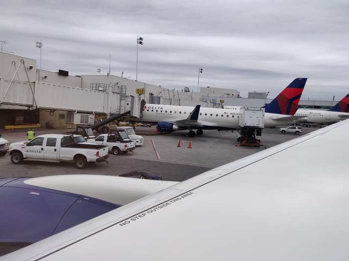 In the meantime, I admire the Delta Embraer E-Jet parked one gate over.