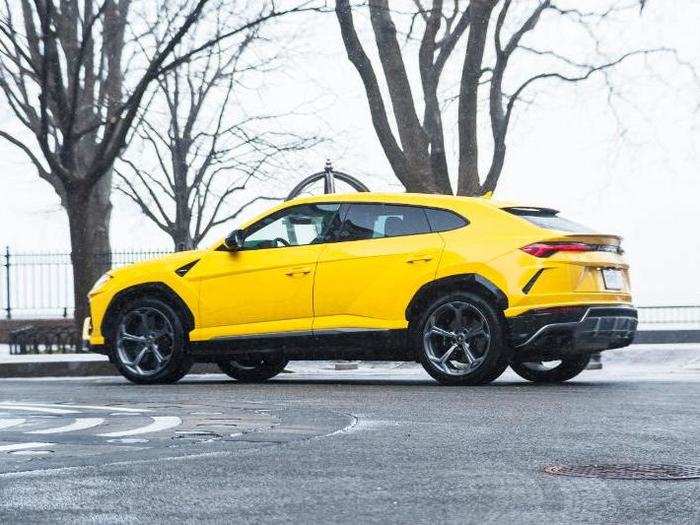 For a super-sport-utility-vehicle, the Urus appears to have a high stance, but the air suspension can raise and lower the vehicle. It