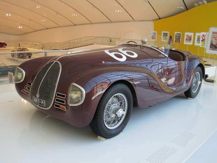 A week after leaving Alfa Corse in 1939, Enzo started up Auto Avio Costruzioni. The AAC 815 is the first car Ferrari