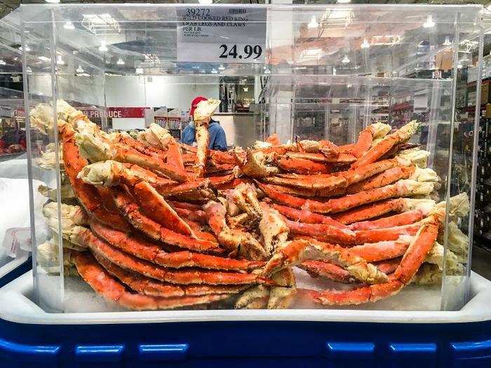 GIANT KING CRAB LEGS: King crab legs are high-cost but low-calorie, meaning you can have this royal with cheese sauce. Or stick to butter — you