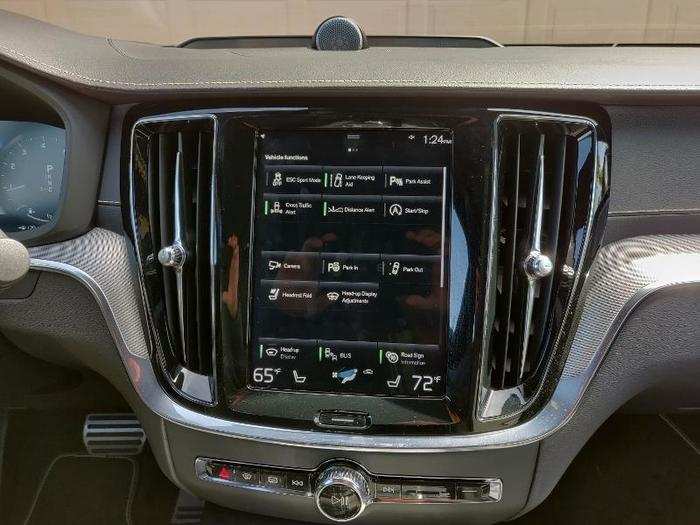 The touchscreen can also control the S60